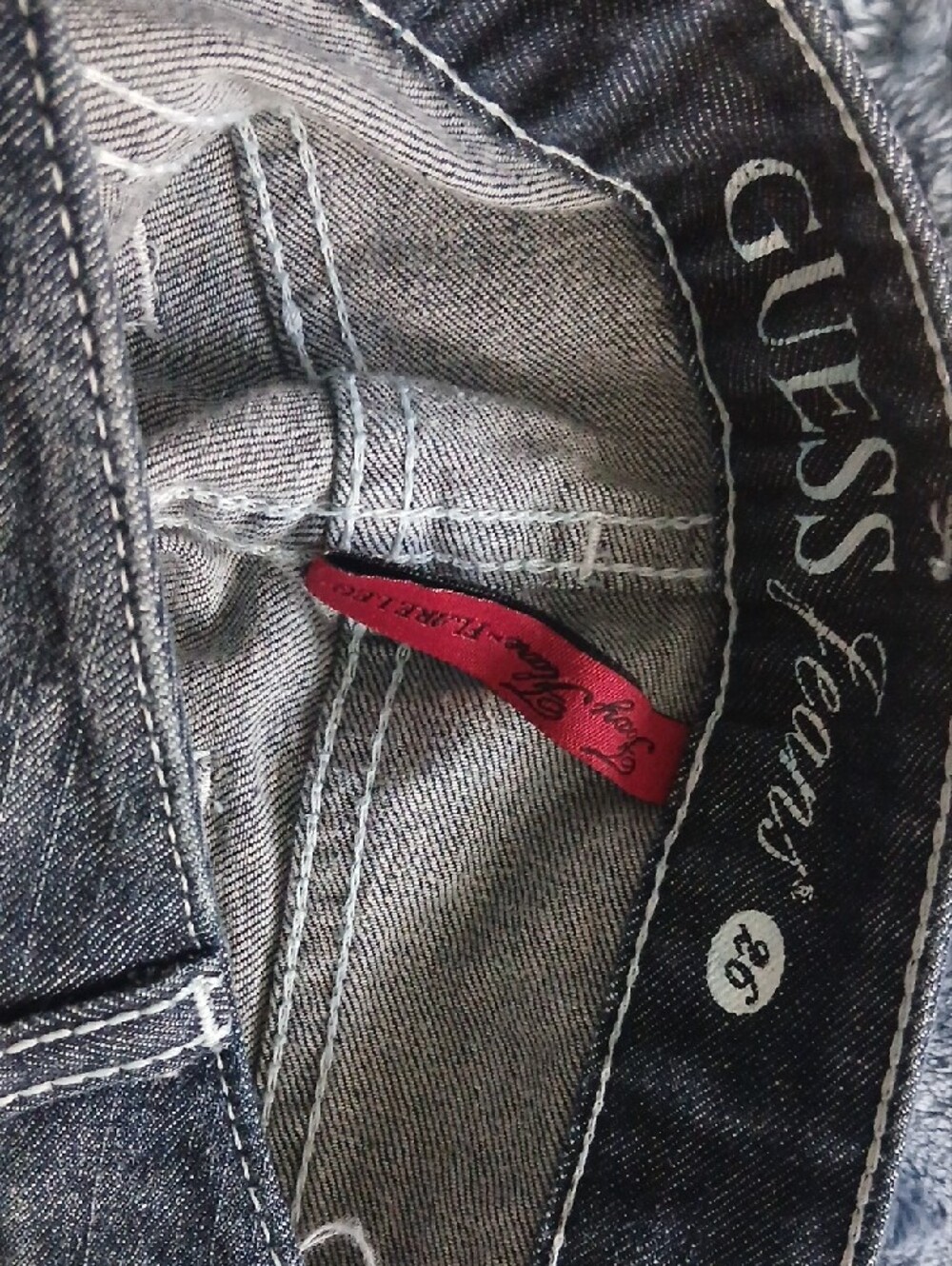 GUESS Women's Los Angeles Dark Denim Flare Jeans - Picture 3 of 3